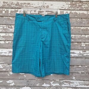 Under Armour Plaid Men's Golf Shorts Size 36